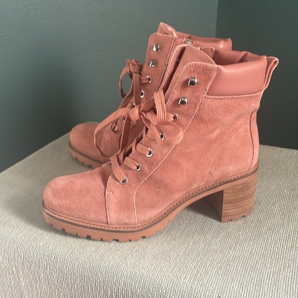 Vince Camuto pink suede/leather boots - Picture 7 of 14
